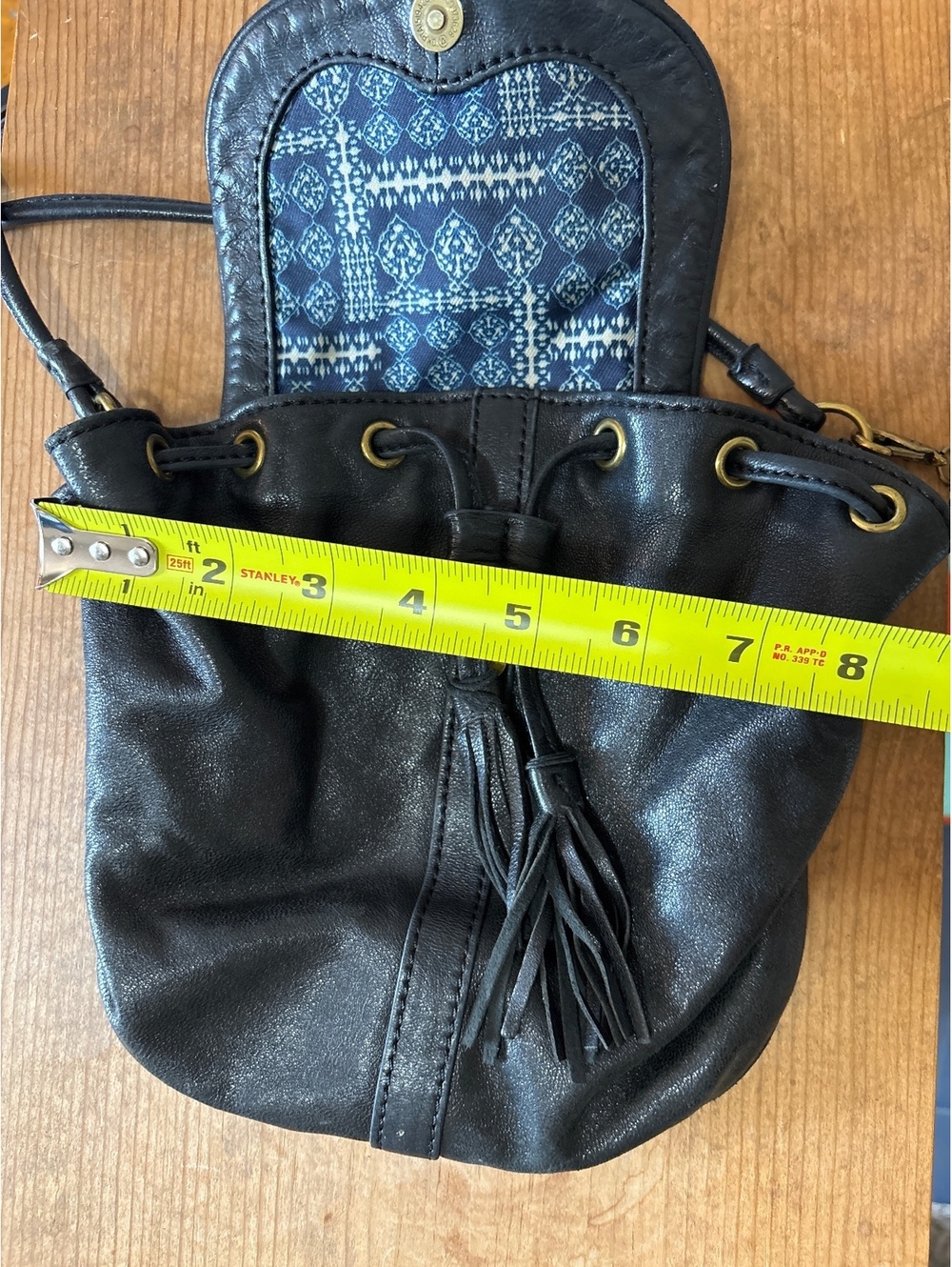 Lucky Brand Black Leather Drawstring Crossbody Bag Tassel Charm - Picture 9 of 9